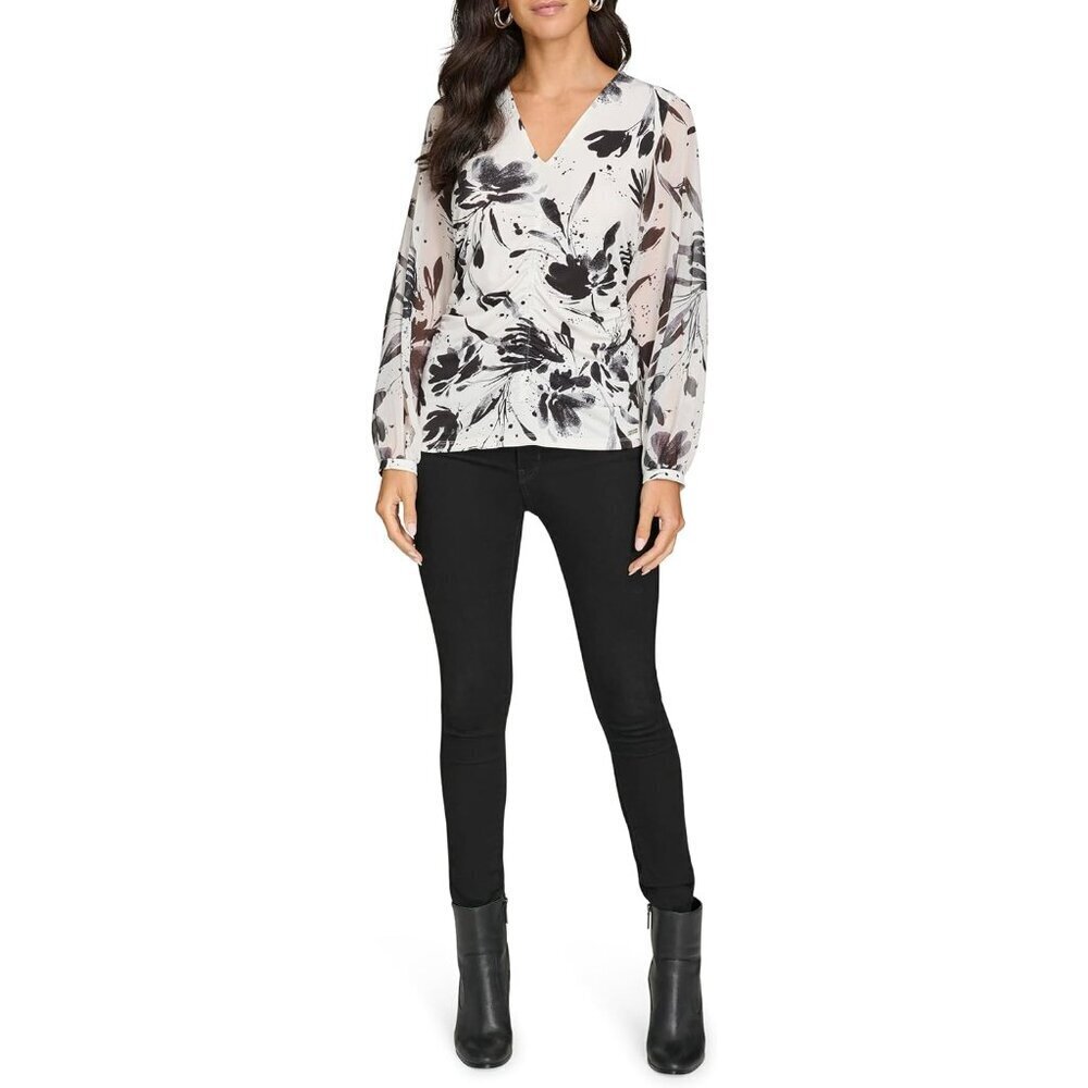 Women's V-Neck Long Sleeve Top Casual Comfort Year-Round Essential